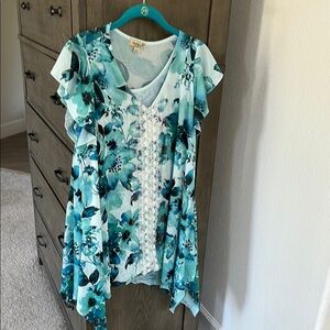 Flying Tomato Vibrant Tunic Top with Flowing Silhouette